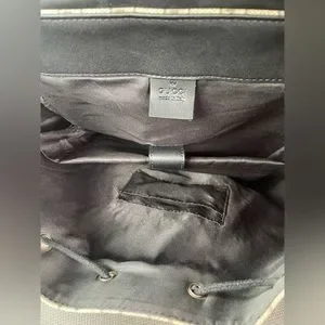 Gucci bag barely used. Worth 2500. Letting go for 2000 Gucci | Bags | Gucci Bag Barely Used Worth 250 Letting Go  main image 2